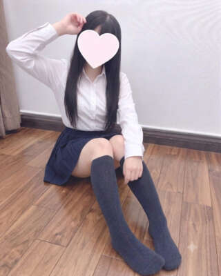 登校してるよ | 【ななちゃん】(新橋JKプレイ)